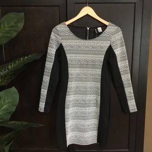 ❗️❗️CLEARANCE❗️❗️H&M Divided dress FIRM PRICE SALE